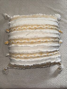 ✨ Boho Textured Decorative Throw Pillow
